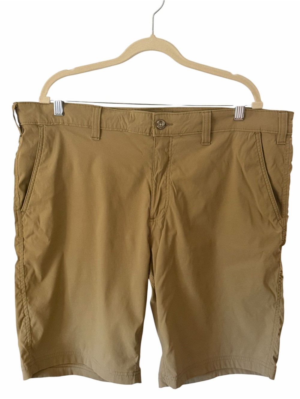 Eddie Bauer Travex Tan Performance Shorts Men’s 40 Stretch Hiking Travel